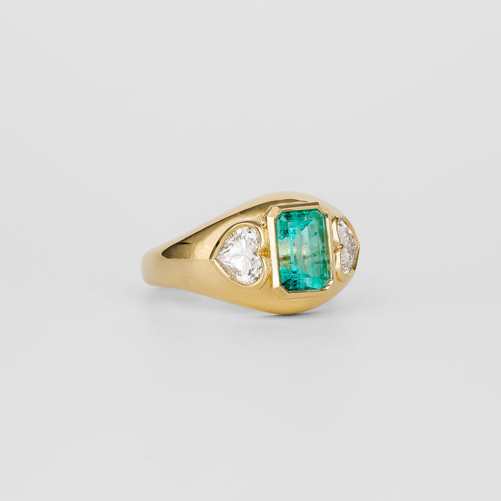 1.0CT-2.0CT Emerald Lab Grown Diamond Striking Wide Bezel Engagement Ring