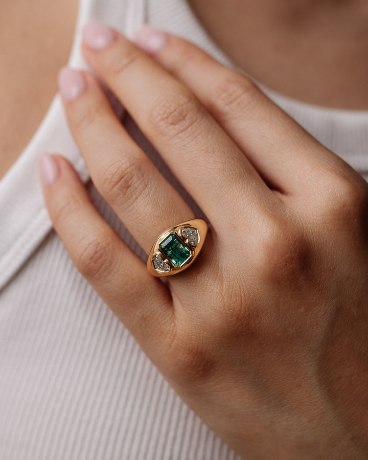 1.0CT-2.0CT Emerald Lab Grown Diamond Striking Wide Bezel Engagement Ring