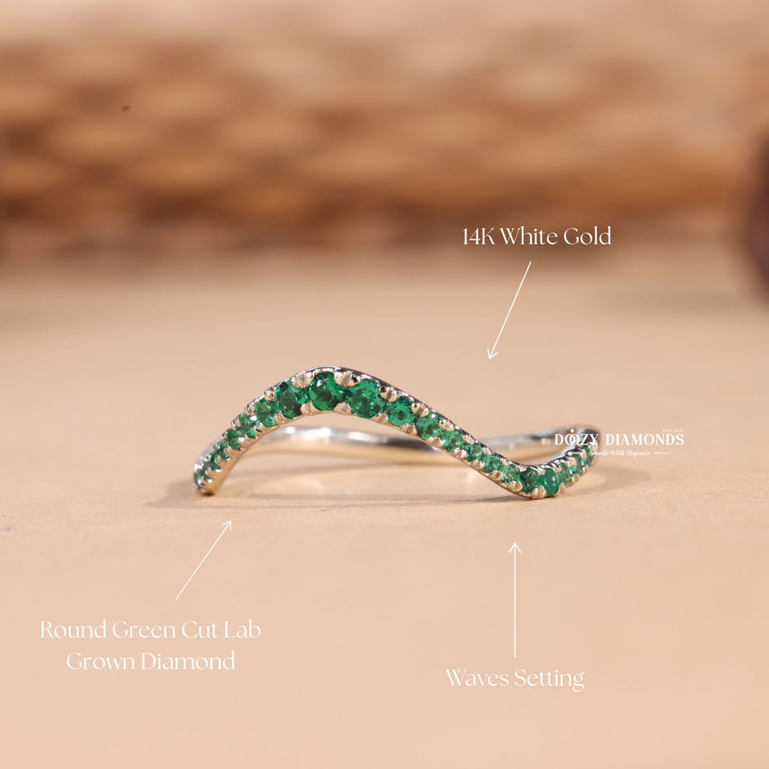 Green Round Cut Lab Grown Diamond EF/VVS Waves Wedding Band