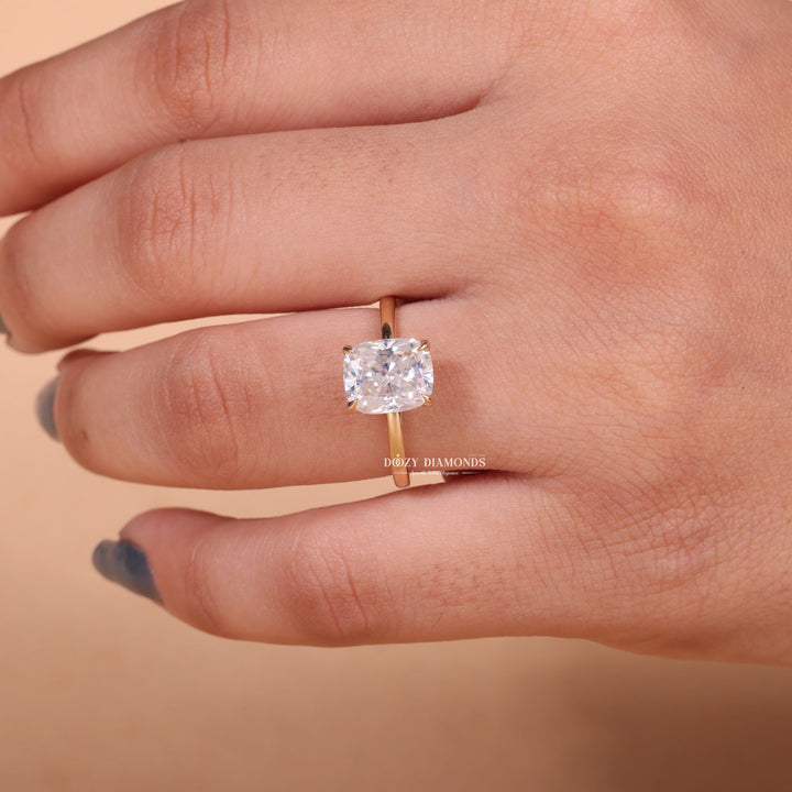1.50CT-2.50CT Cushion F/VS2 Lab Grown Diamond Hidden Halo Engagement Ring