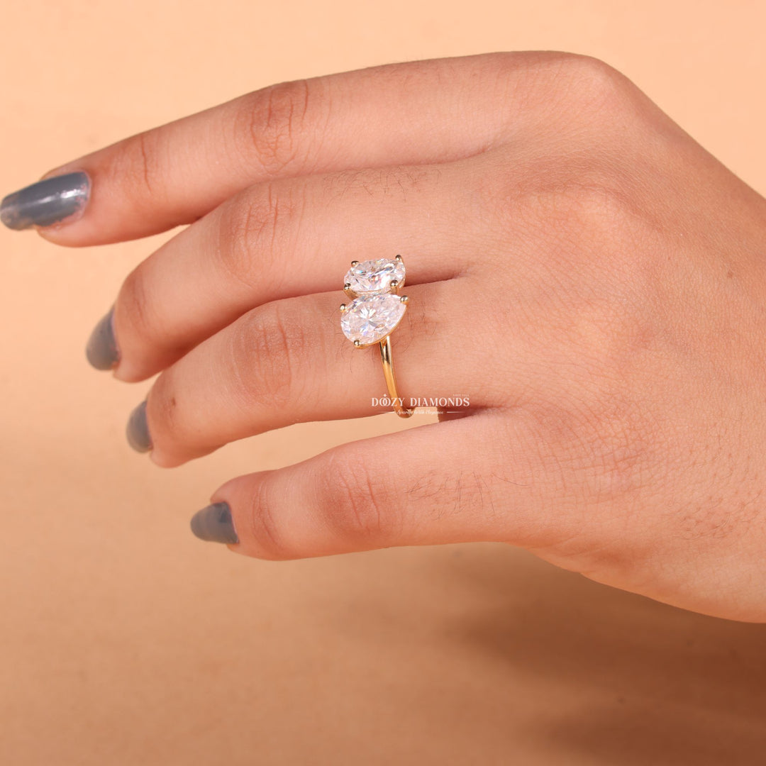 Pear & Oval Cut Lab Grown Diamond E/VS2 Toi et Moi Engagement Ring