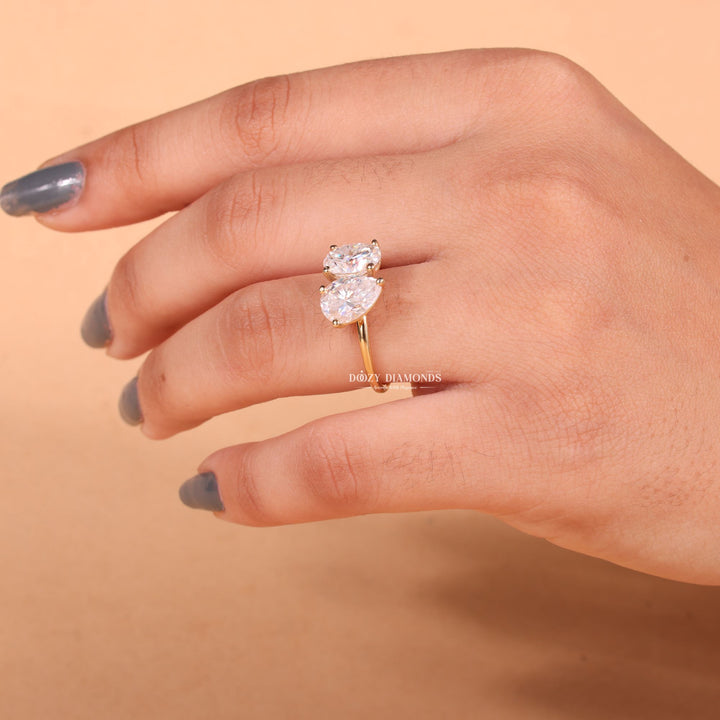 Pear & Oval Cut Lab Grown Diamond E/VS2 Toi et Moi Engagement Ring