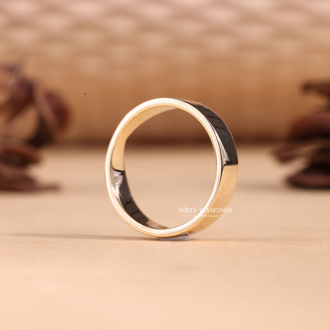 5.0mm Hammered Wedding Band Cigar Curved Band For Her