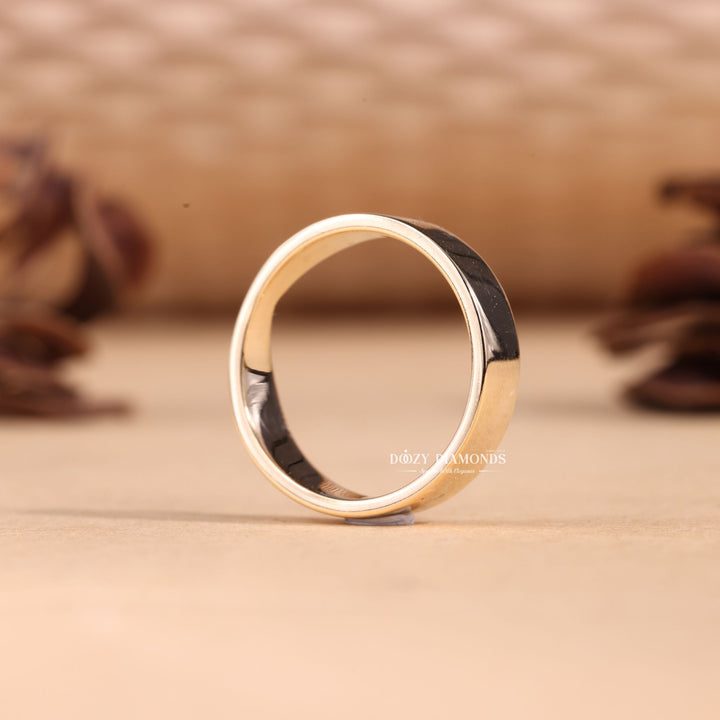 5.0mm Hammered Wedding Band Cigar Curved Band For Her