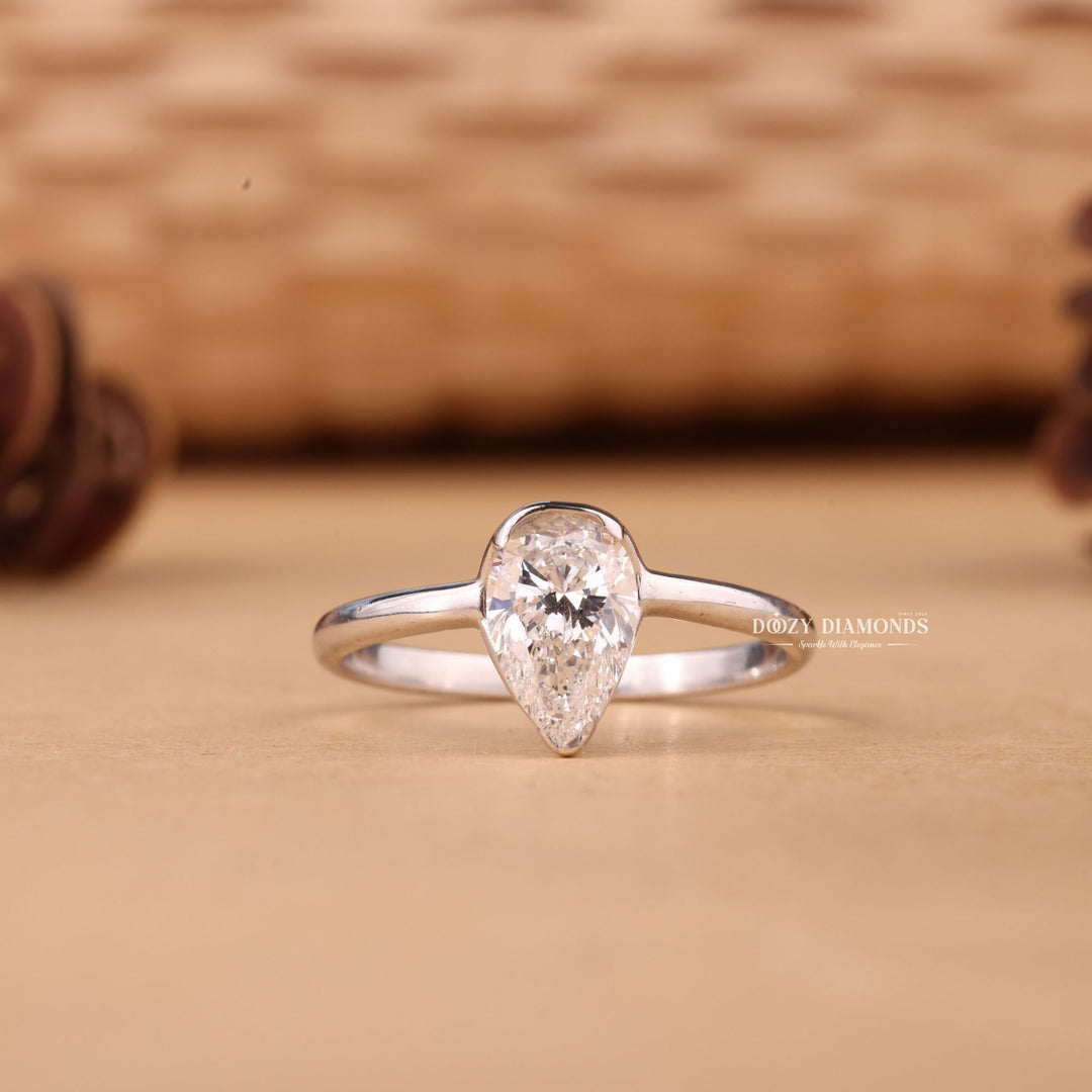 1.0CT-2.0CT Pear Cut E/VS2 Lab Grown Diamond Solitaire Engagement Ring for Her