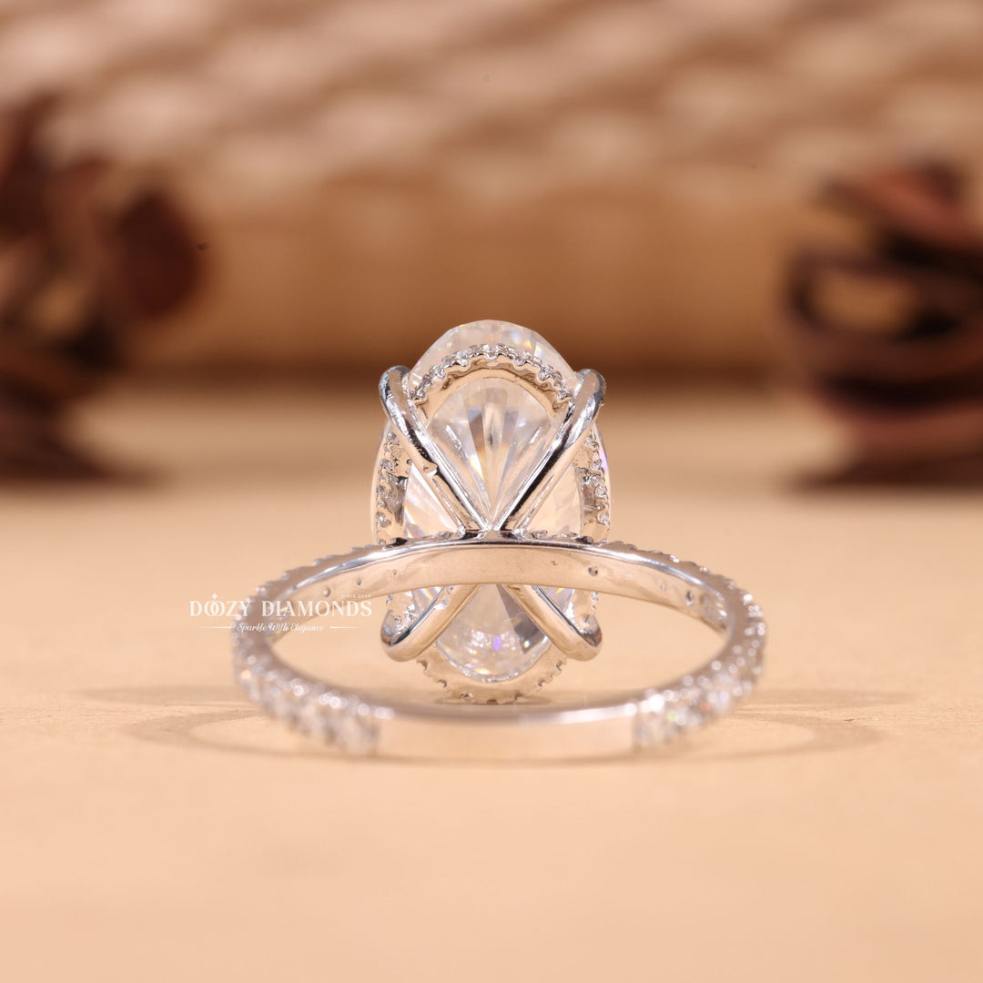 4.0CT-6.0CT Elongated Oval E/VS2 Lab Grown Diamond Hidden Halo Engagement Ring