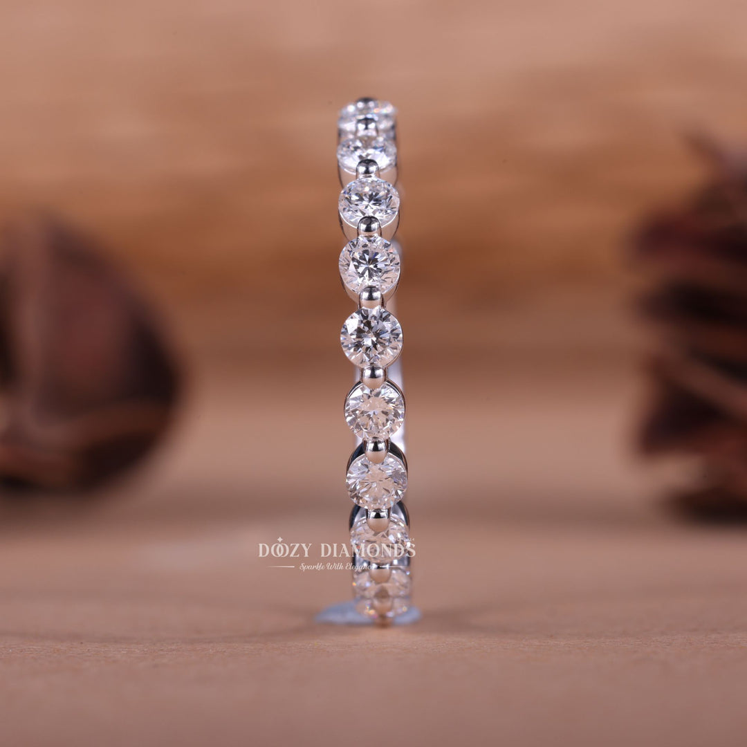 Round Lab Grown Diamond EF/VVS Floating Bubble Wedding Band