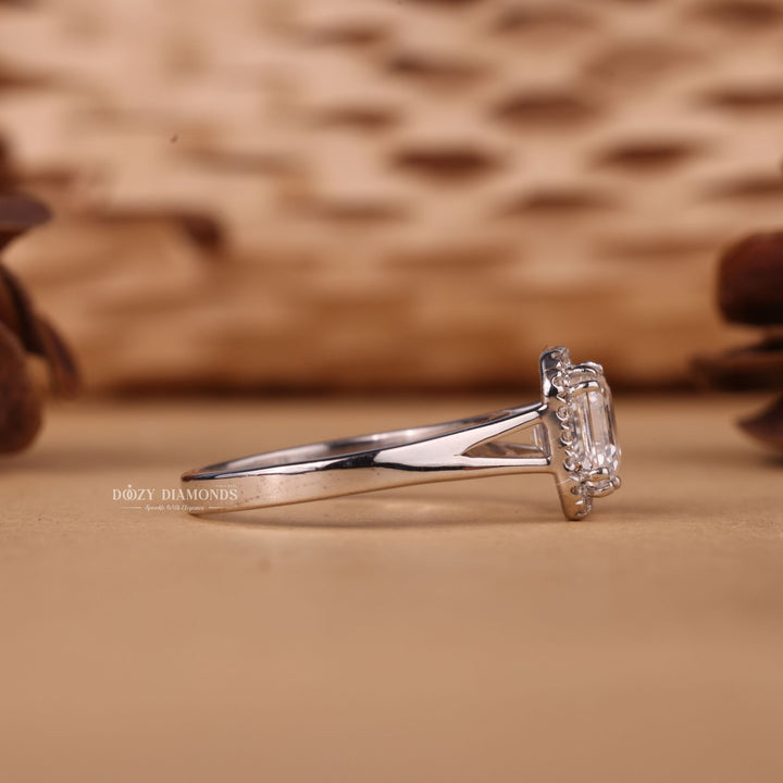 1.0CT-2.0CT Asscher Cut F/VS2 Lab Grown Diamond Halo Engagement Ring