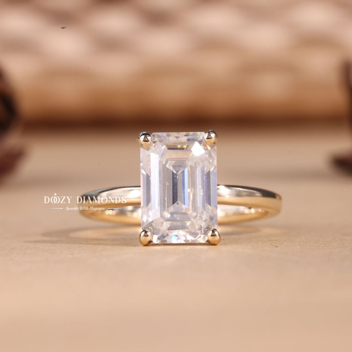 2.0CT-3.0CT Emerald E/VS2 Lab Grown Diamond Solitaire Engagement Ring