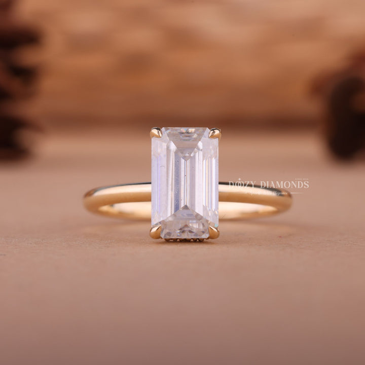 2.0CT-3.0CT Elongated Emerald F/VS1 Lab Grown Diamond Hidden Halo Engagement Ring