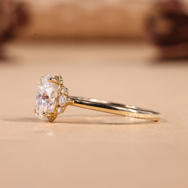 2.0CT-3.0CT Oval E/VS2 Lab Grown Vintage Cluster Diamond Engagement Ring