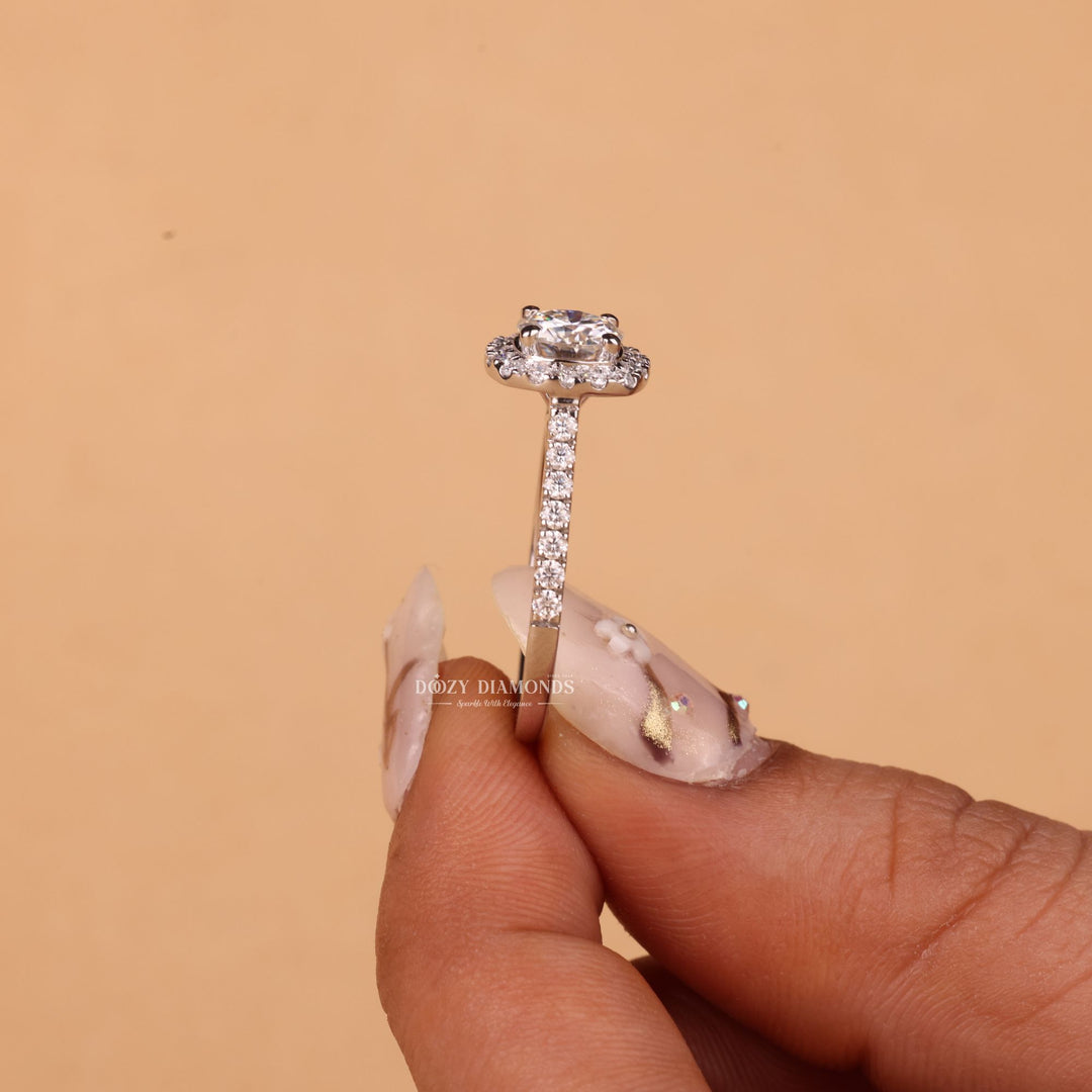 0.50CT-1.50CT Round Cut F/VS1 Lab Grown Diamond Halo Engagement Ring