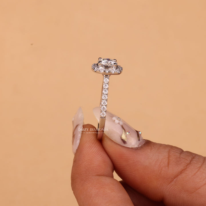 0.50CT-1.50CT Round Cut F/VS1 Lab Grown Diamond Halo Engagement Ring
