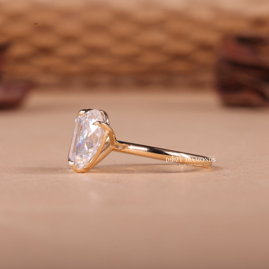 Pear & Emerald Cut Lab Grown Toi et Moi Diamond E/VS2 Engagement Ring