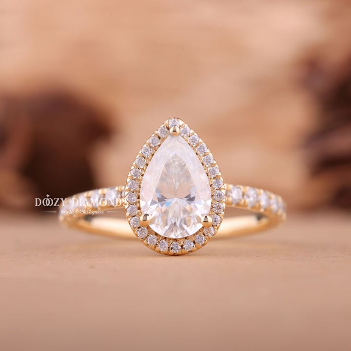 1.50CT-2.50CT Pear E/VS2 Lab Created Diamond Halo Engagement Ring