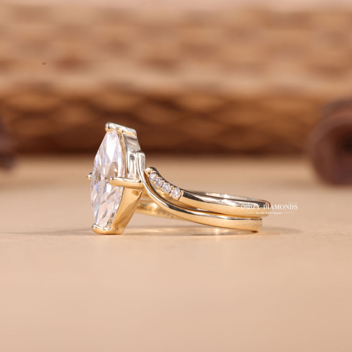 2.0CT Marquise Cut EF-VS2 Lab Grown Eve Diamond Ring with Curved Wedding Band