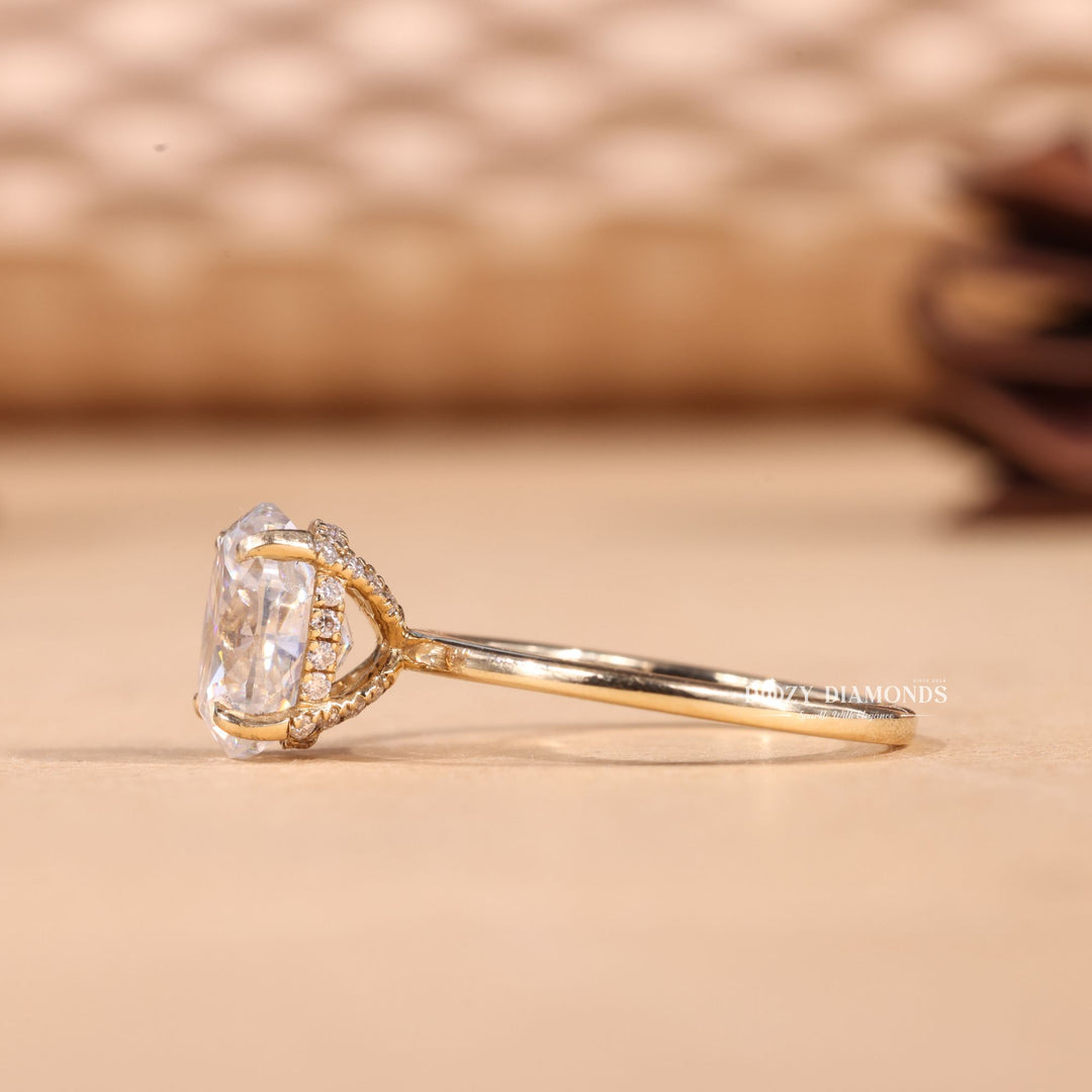 2.0CT-3.0CT Oval F/VS1 Lab Grown Diamond Hidden Halo Engagement Ring