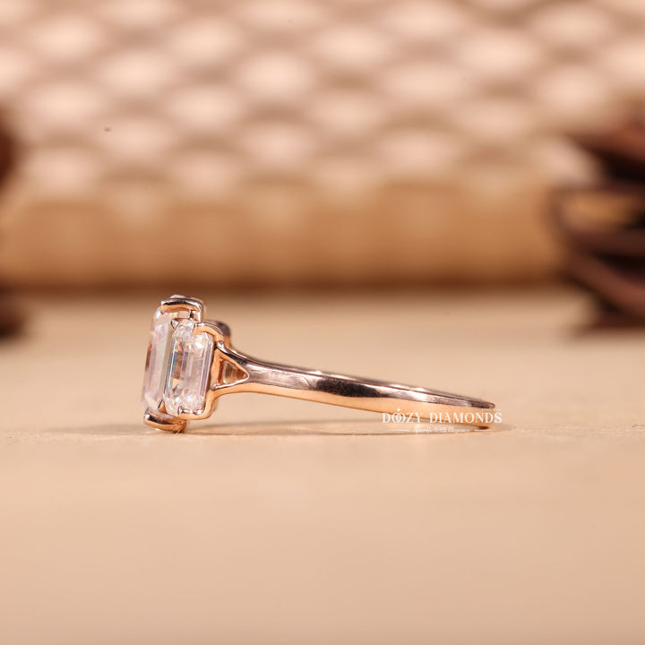2.50CT-3.50CT Emerald E/VS1 Lab Grown Three Stone Diamond Engagement Ring