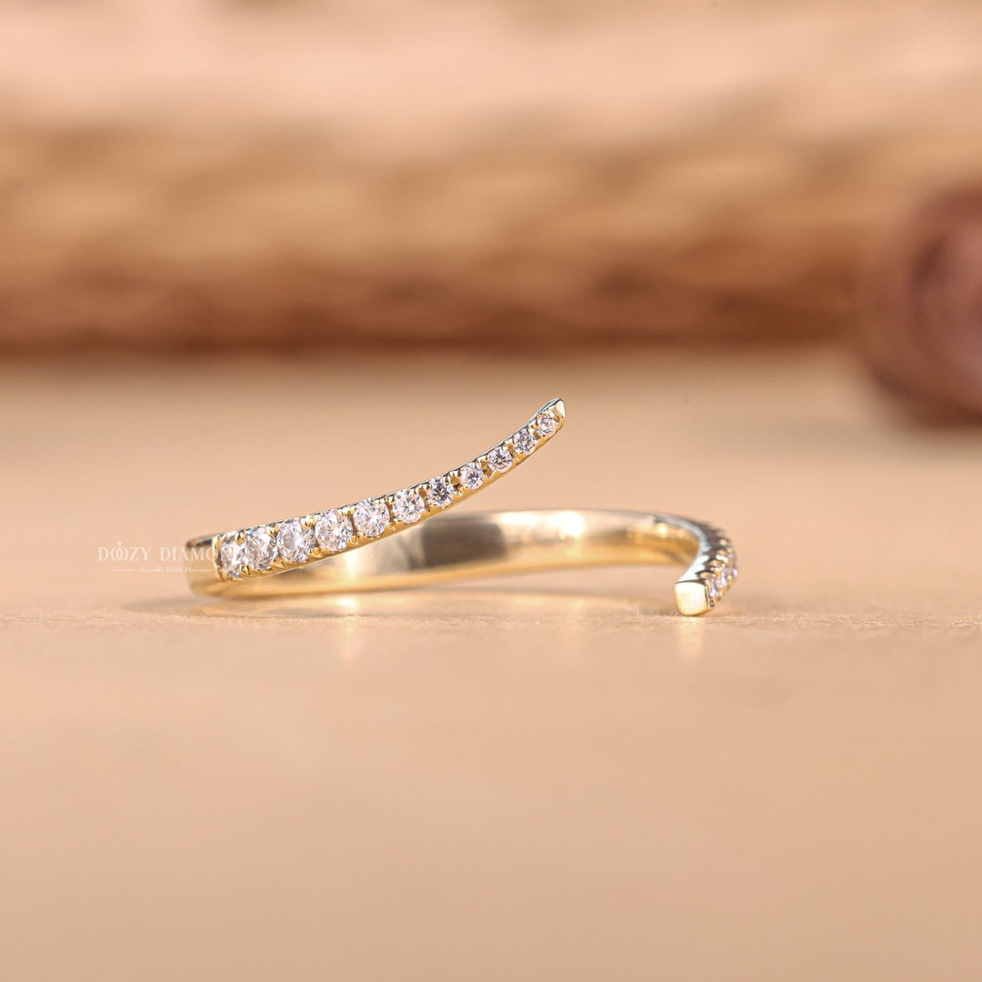 Round Cut Lab Grown Diamond EF/VVS Open Wedding Band