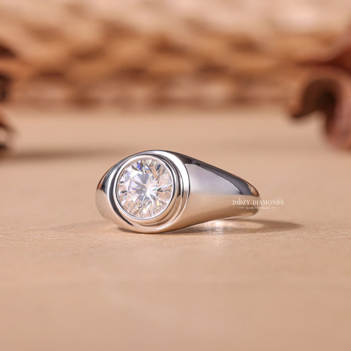 1.0CT - 2.0CT Round Cut E/VS1 Lab Grown Diamond Dome Engagement Ring - Doozy Diamonds