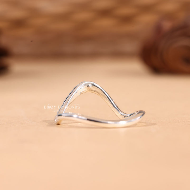 Round Cut Lab Grown Diamond EF/VVS Waves Wedding Band