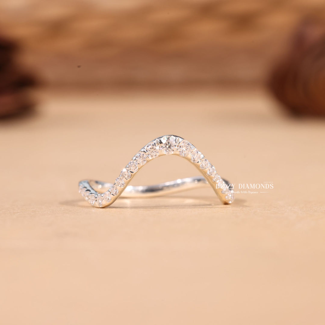 Round Cut Lab Grown Diamond EF/VVS Waves Wedding Band