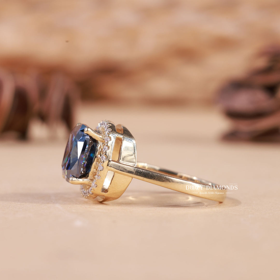 Royal Blue Cushion Cut Lab Grown E/VS2 Halo Diamond Engagement Ring