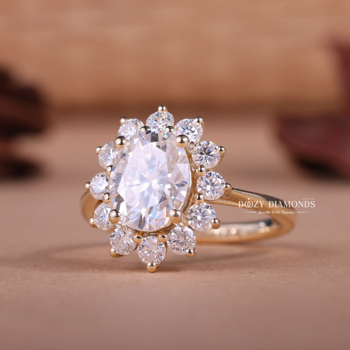 2.0CT-3.0CT Oval E/VS1 Floral Halo Lab Grown Diamond Engagement Ring