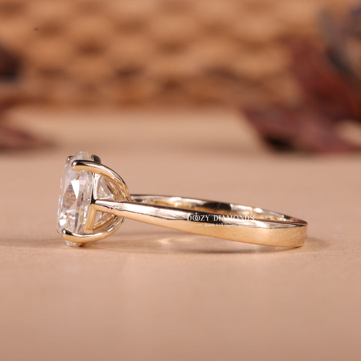2.0CT-3.0CT Oval F/VS1 Lab Grown Diamond Solitaire Engagement Ring