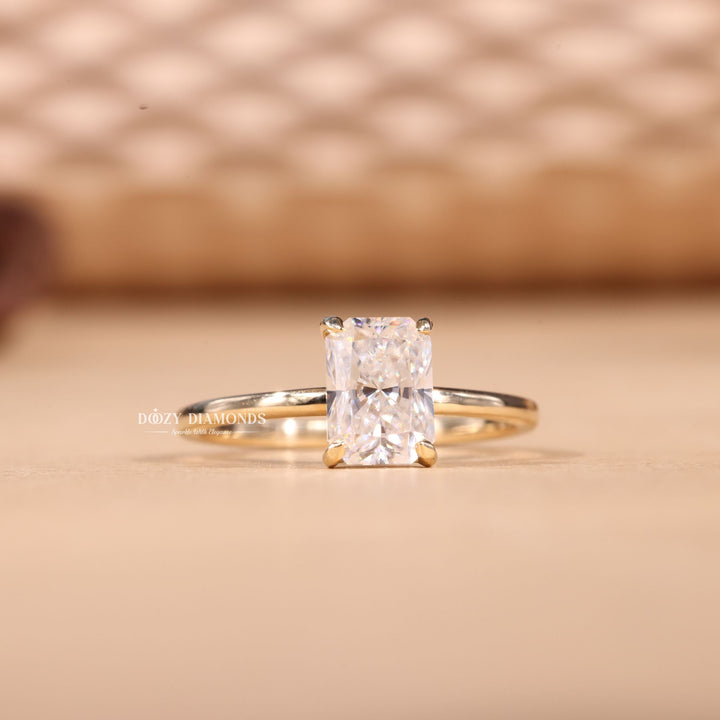2.0CT-3.0CT Radiant F/VS1 Lab Grown Diamond Hidden Halo Engagement Ring
