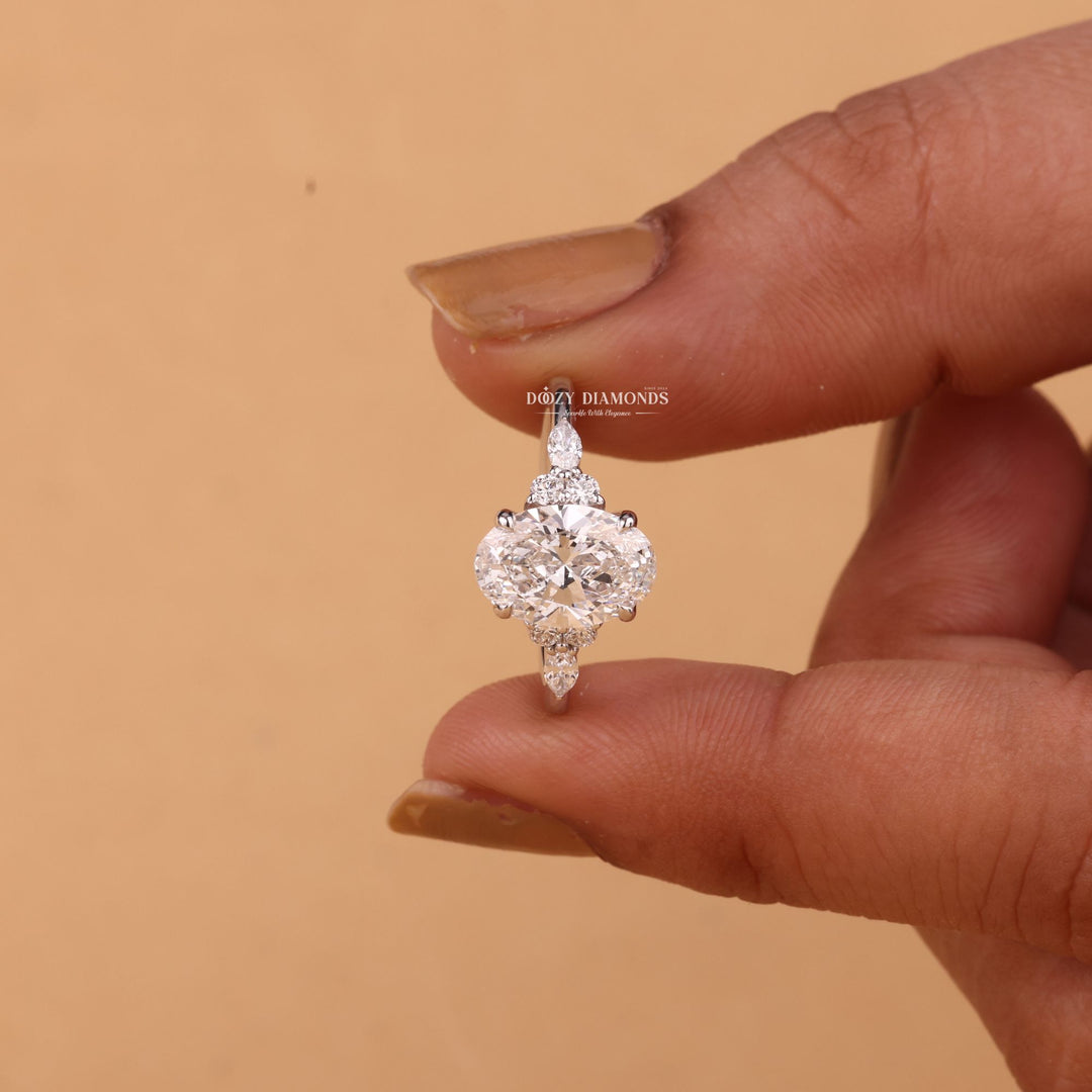 2.50CT-3.50CT Oval Cut F/VS1 Lab Grown Cluster Diamond Engagement Ring