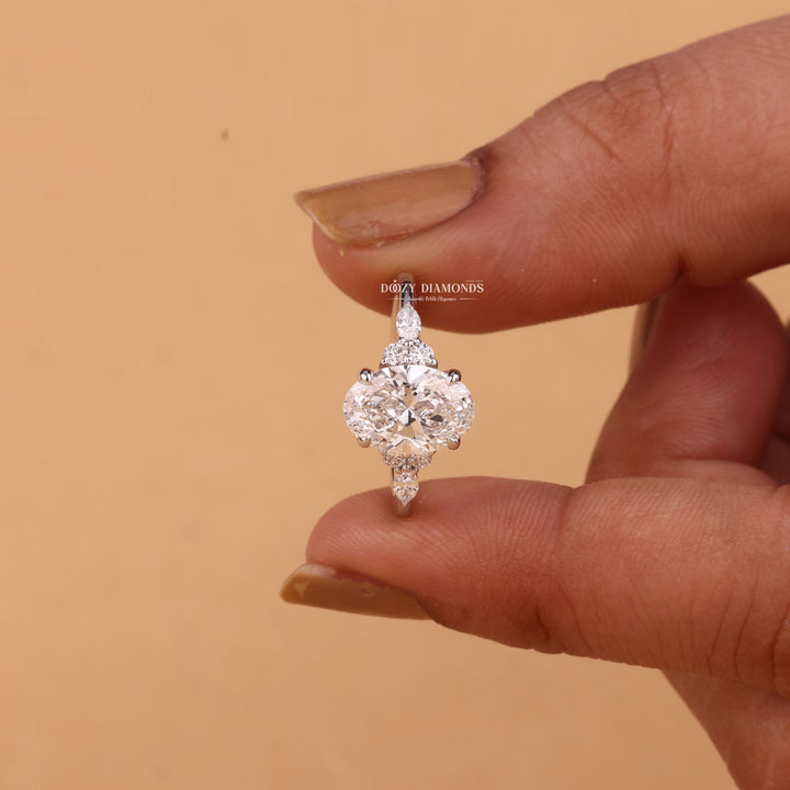 2.50CT-3.50CT Oval Cut F/VS1 Lab Grown Cluster Diamond Engagement Ring