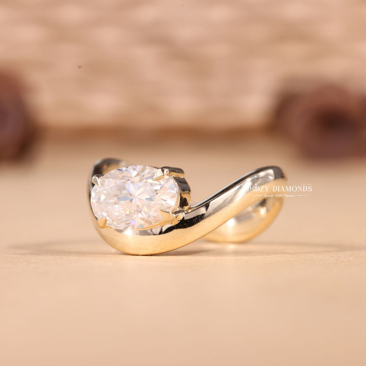 2.0CT-3.0CT Oval Cut E/VS1 Lab Grown Diamond U Shape Curved Engagement Ring