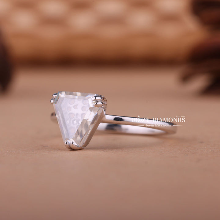 1.0CT-2.0CT Trillion F/VS1 Lab Created Diamond Solitaire Engagement Ring