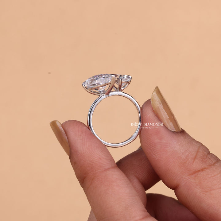 Pear Cut Lab Grown Toi et Moi Diamond F/VS1 Engagement Ring