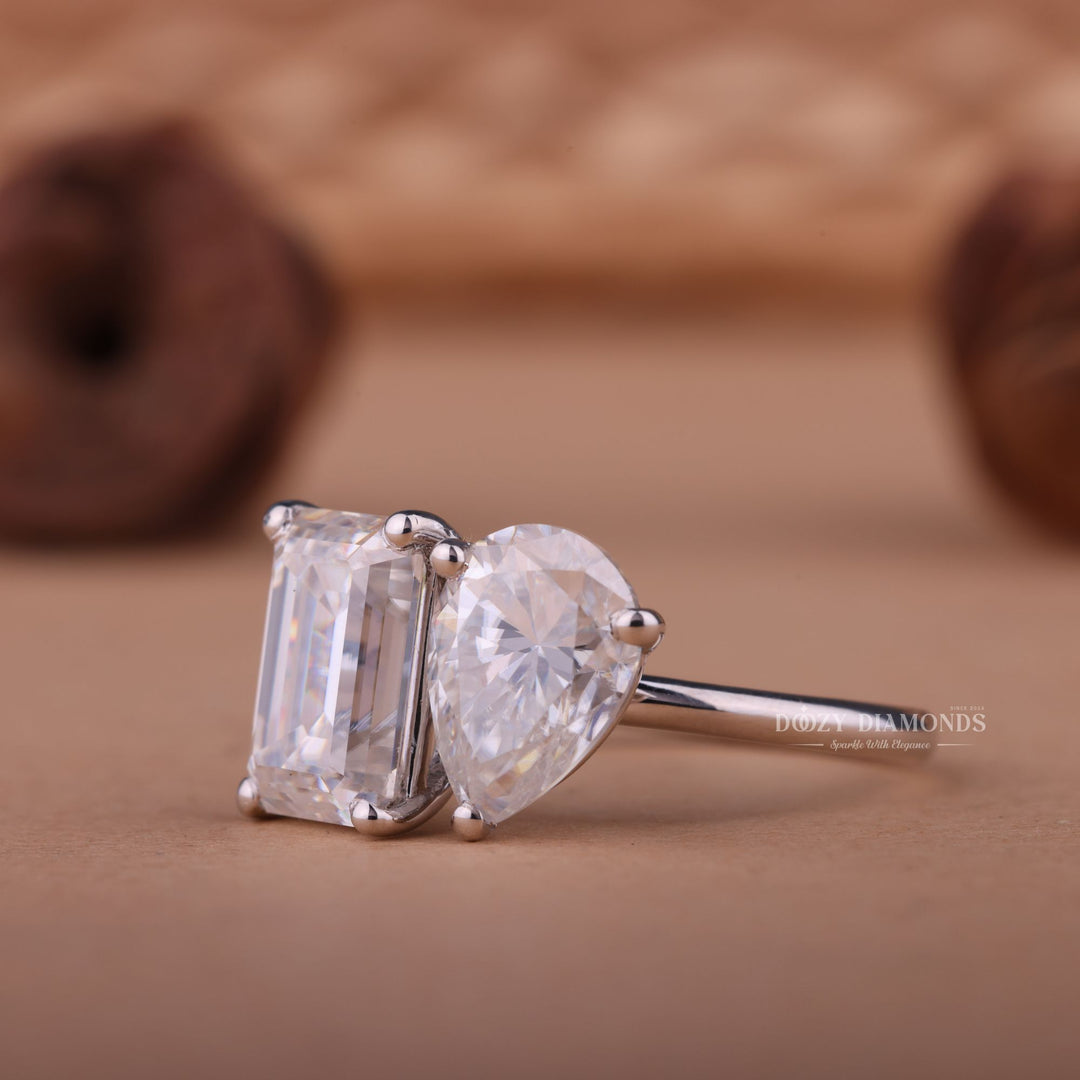 1.0CT-2.0CT Pear & Emerald F/VS1 Lab Grown Diamond Toi et Moi Engagement Ring