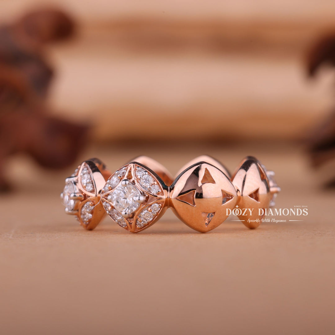 Round EF/VVS Diamond Lab Grown Unique Flower Shape Wedding Band