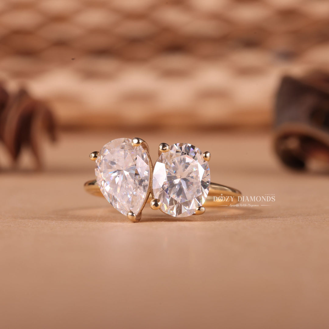Pear & Oval Cut Lab Grown Diamond E/VS2 Toi et Moi Engagement Ring