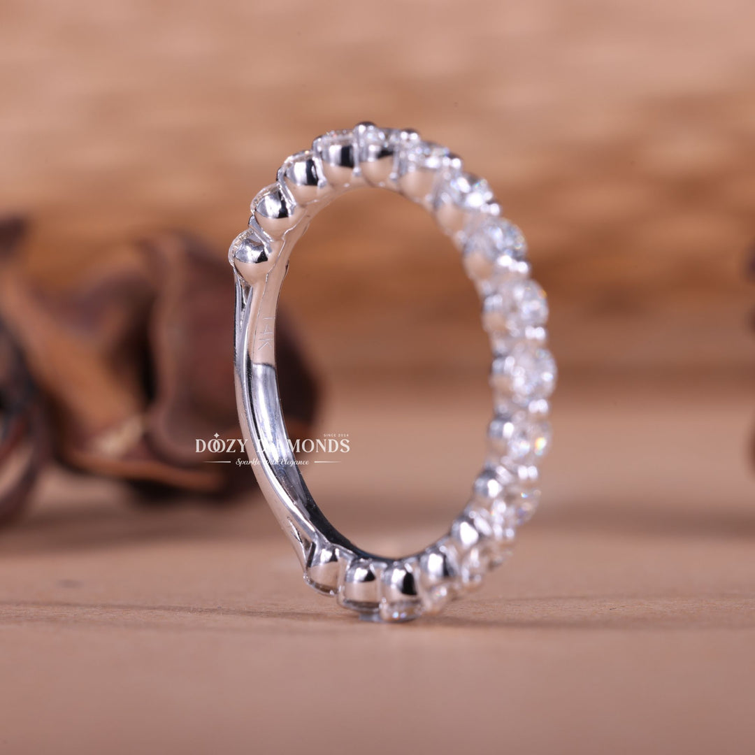 Round Lab Grown Diamond EF/VVS Floating Bubble Wedding Band
