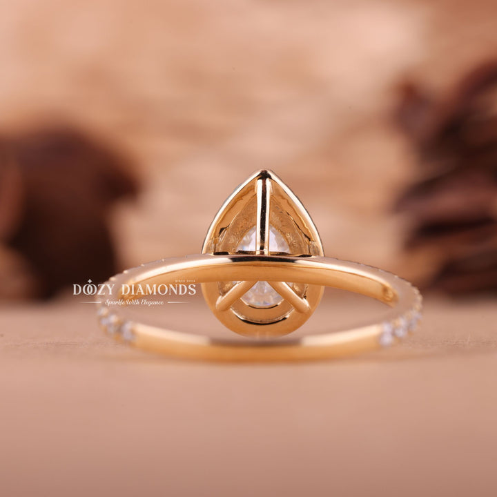 1.50CT-2.50CT Pear E/VS2 Lab Created Diamond Halo Engagement Ring