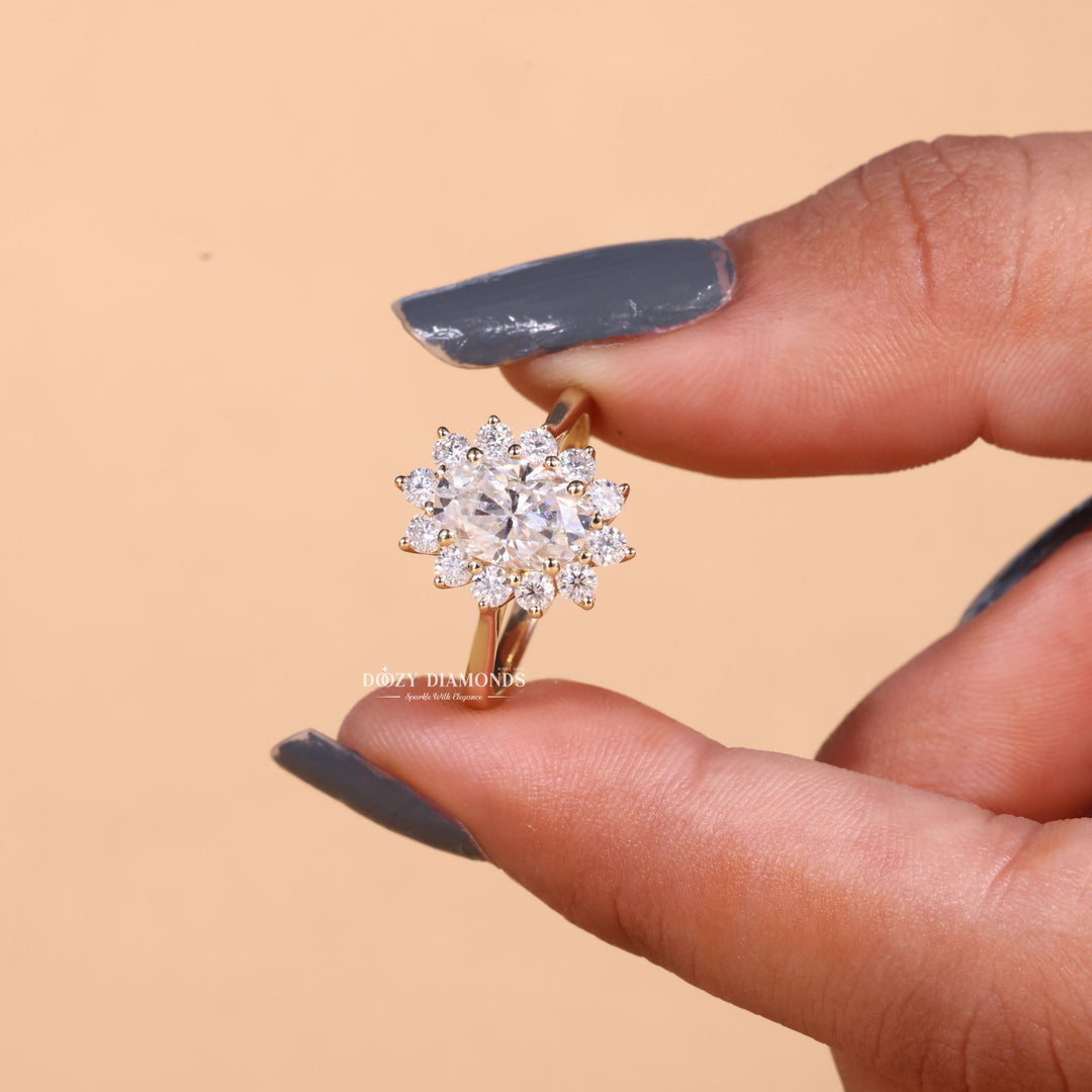2.0CT-3.0CT Oval Cut E/VS2 Lab Grown Diamond Floral Halo Engagement Ring