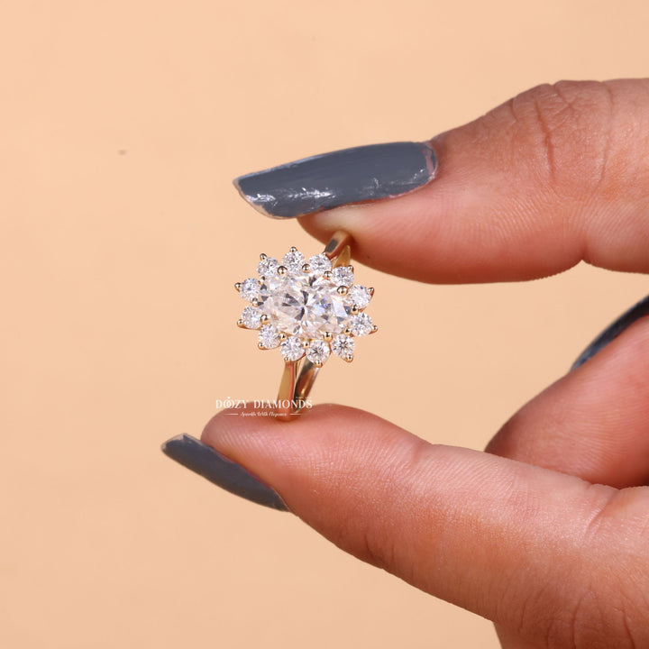 2.0CT-3.0CT Oval Cut E/VS2 Lab Grown Diamond Floral Halo Engagement Ring