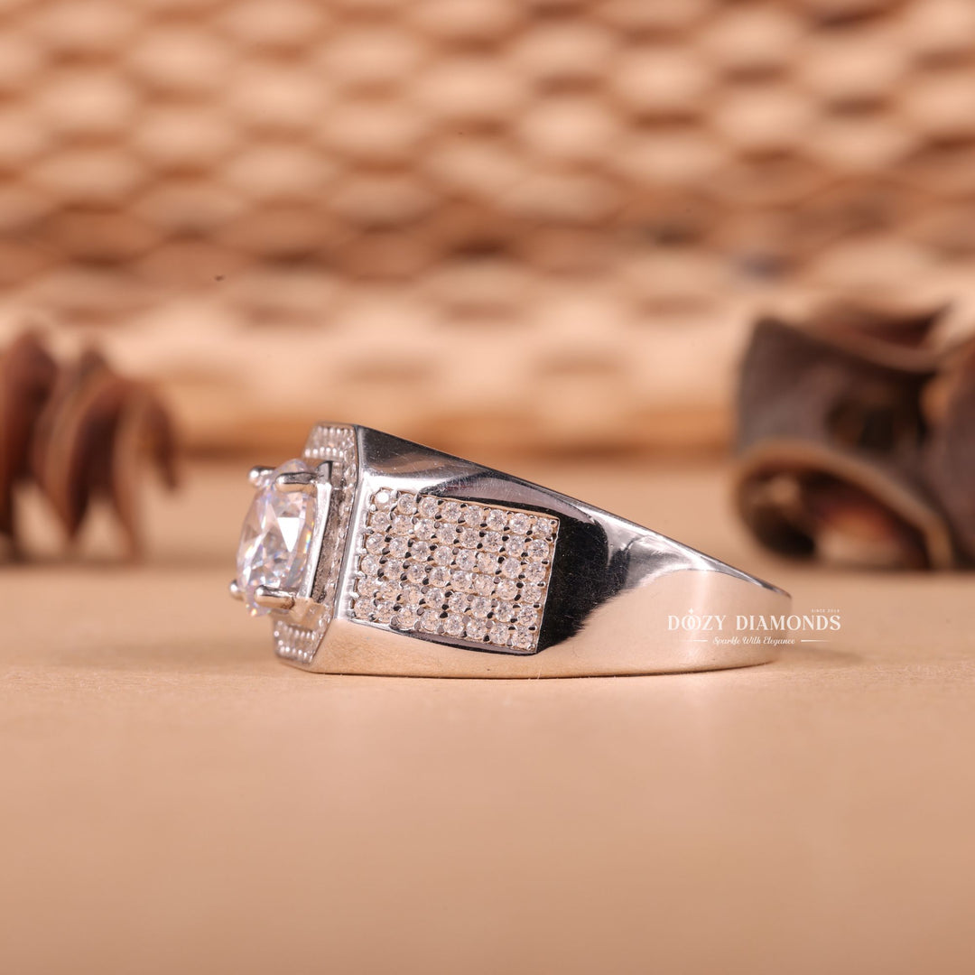 1.0CT Round Cut Lab Grown F/VS1 Diamond Halo Men's Wedding Ring