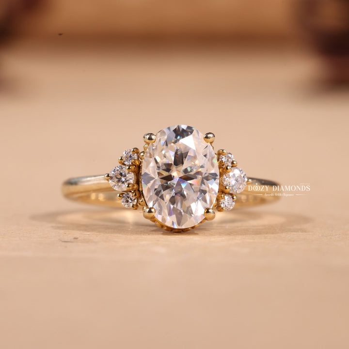 2.0CT-3.0CT Oval E/VS2 Lab Grown Vintage Cluster Diamond Engagement Ring