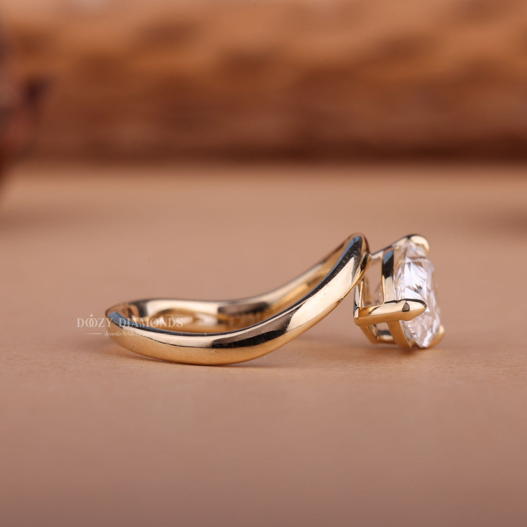 2.0CT-3.0CT Pear East West F/VS1 Lab Grown Diamond Engagement Ring
