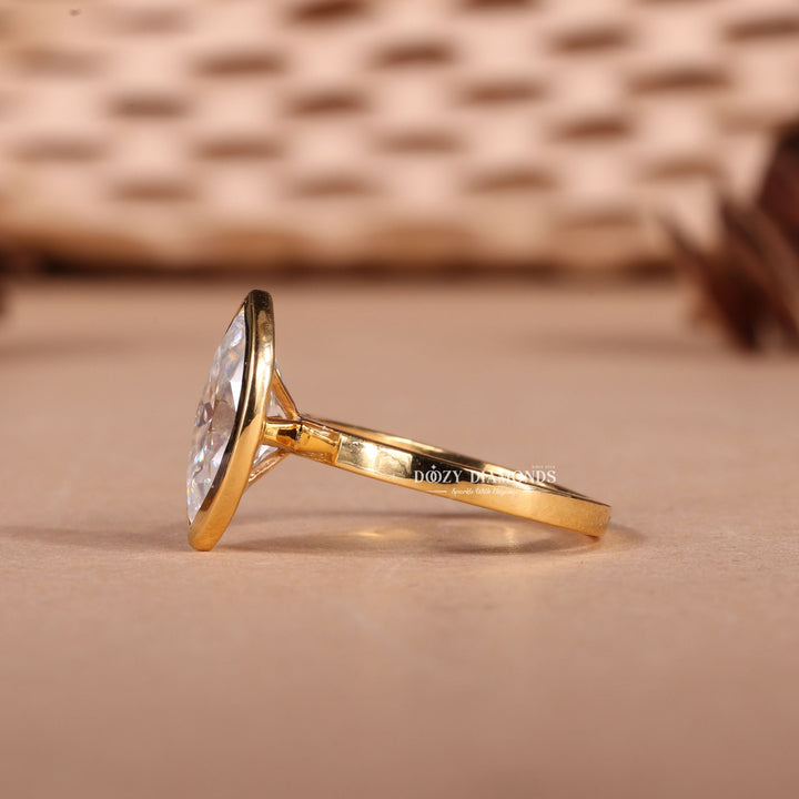 2.0CT-3.0CT Bezel Set Marquise E/VS1 Lab Grown Diamond Engagement Ring
