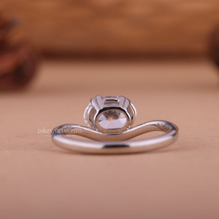 2.0CT-3.0CT East West Oval F/VS1 Lab Grown Diamond Wave Engagement Ring