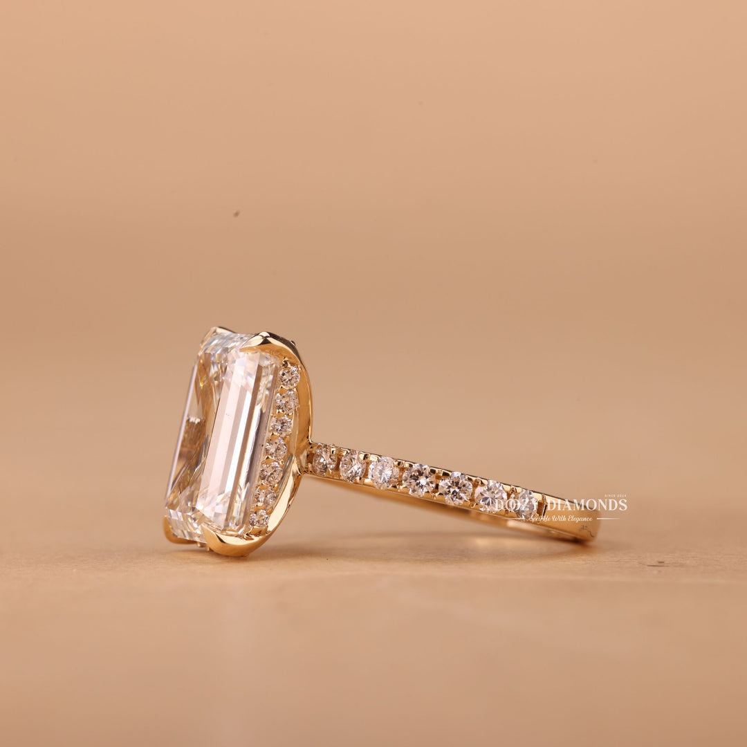 4.0CT-6.0CT Emerald Cut F/VS1 Lab Grown Diamond Hidden Halo Engagement Ring