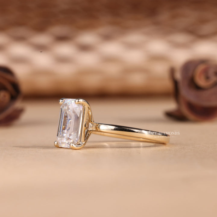 2.0CT-3.0CT Emerald Cut E/VS1 Lab Grown Solitaire Diamond Engagement Ring