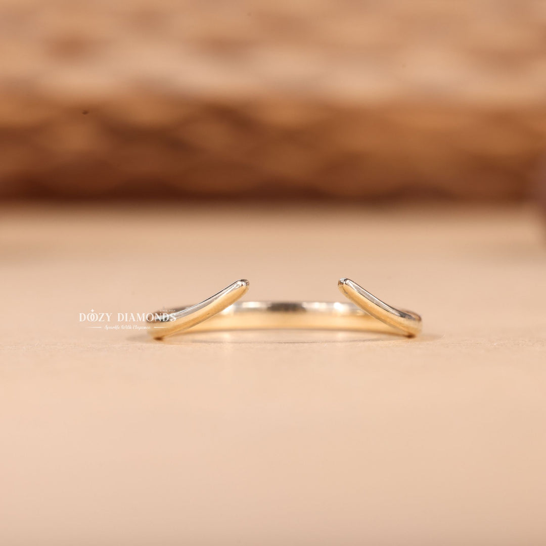 18K Solid Yellow Gold Curved Eve Wedding Band